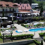 Hotel Family Eterno 3*