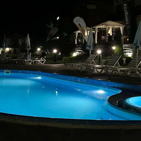 Hotel Family Eterno 3*