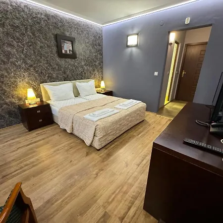 Family Eterno Hotel 3*