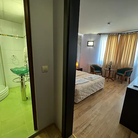 Family Eterno Hotel 3*