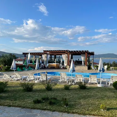 Family Eterno Hotel Tsigov Chark