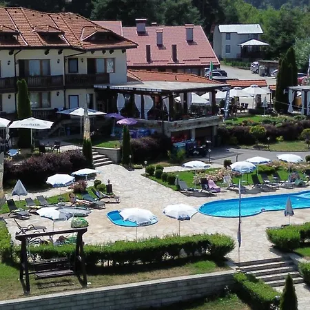 Hotel Family Eterno 3*