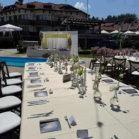 Family Eterno Hotel