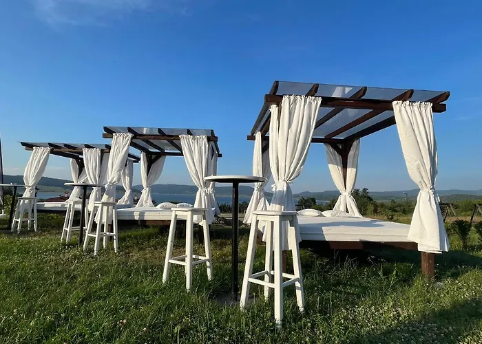 埃泰尔诺家庭酒店 酒店