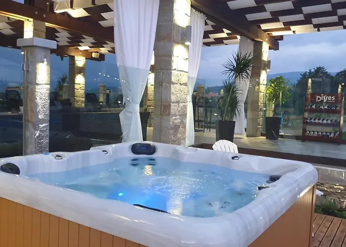 埃泰尔诺家庭酒店 酒店