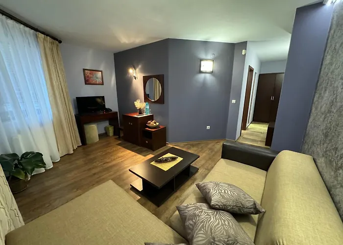 埃泰尔诺家庭酒店 酒店