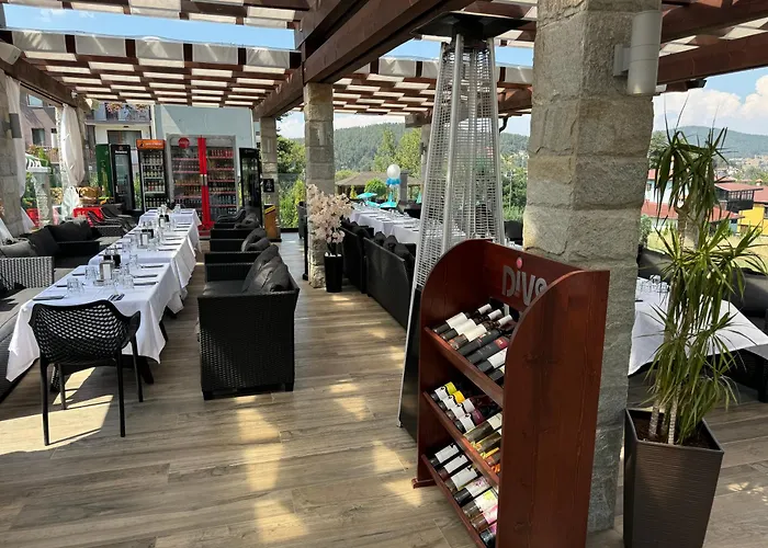 埃泰尔诺家庭酒店 3*