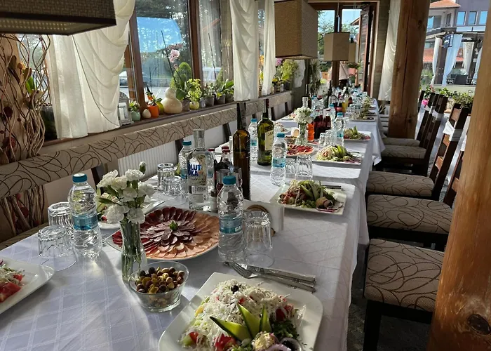 埃泰尔诺家庭酒店