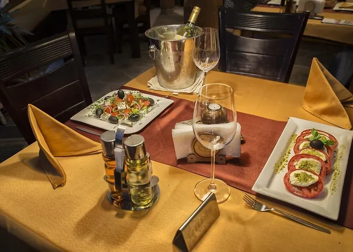 埃泰尔诺家庭酒店 酒店